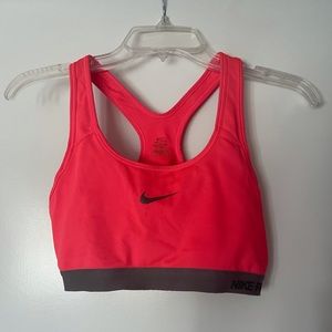 Women’s Nike Sports Bra - Size L